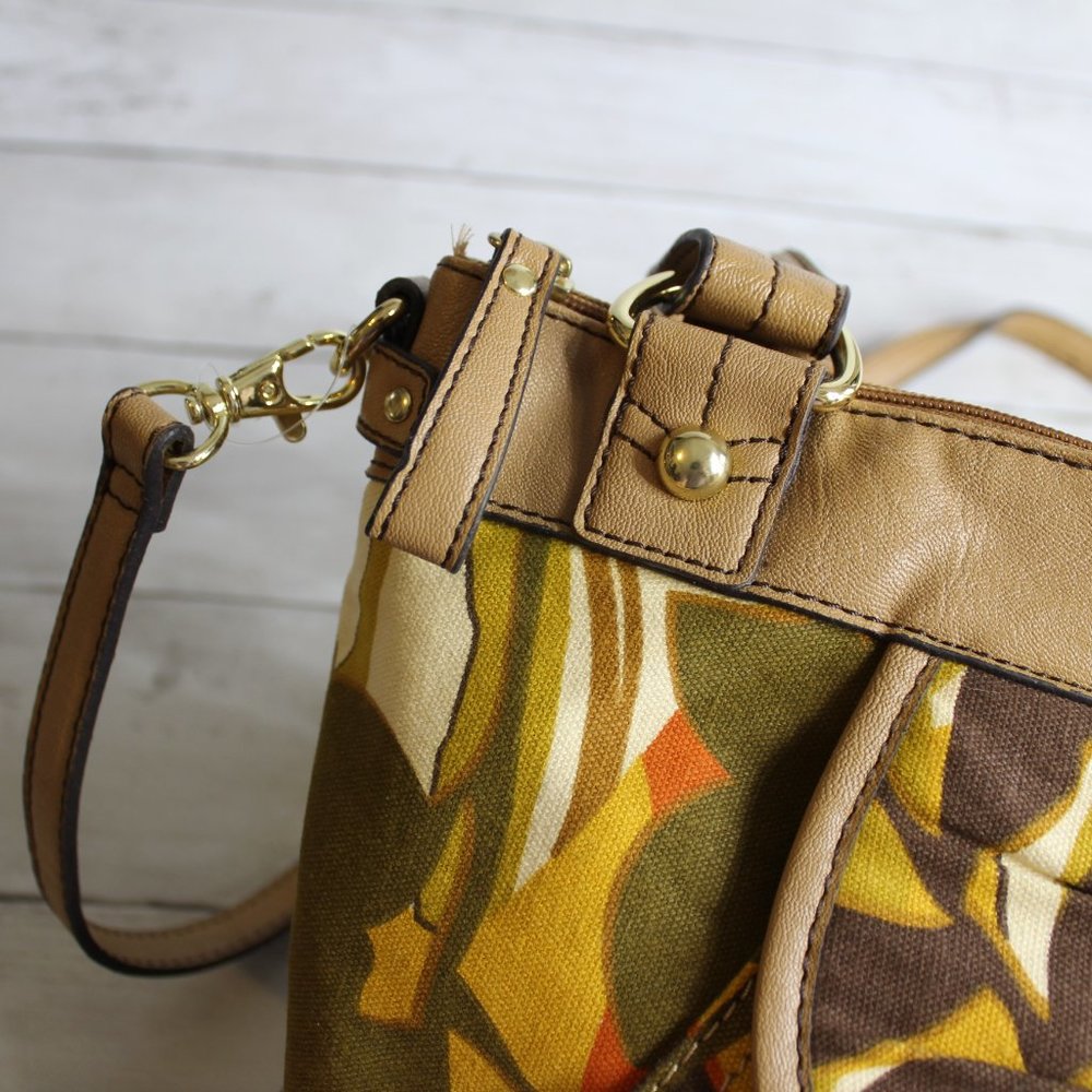 Relic Shoulder Bag Handbag Purse Tan Brown Green Orange Floral Crossbody - Picture 6 of 7